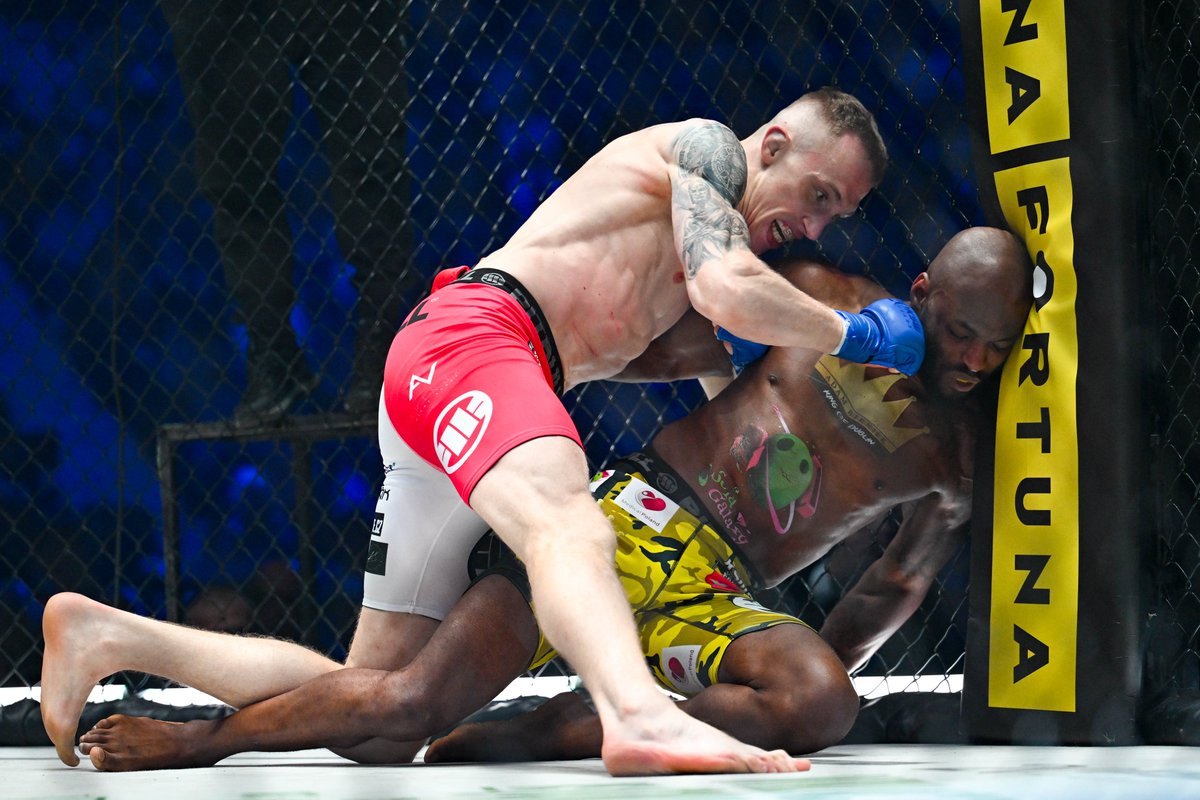 KSW_MMA's tweet photo. Welcome to the big leagues!! 🤩

🇨🇿 Matúš Juráček made a BIG impression on his KSW debut last night!! #KSW91 https://t.co/nElzMyDW1E