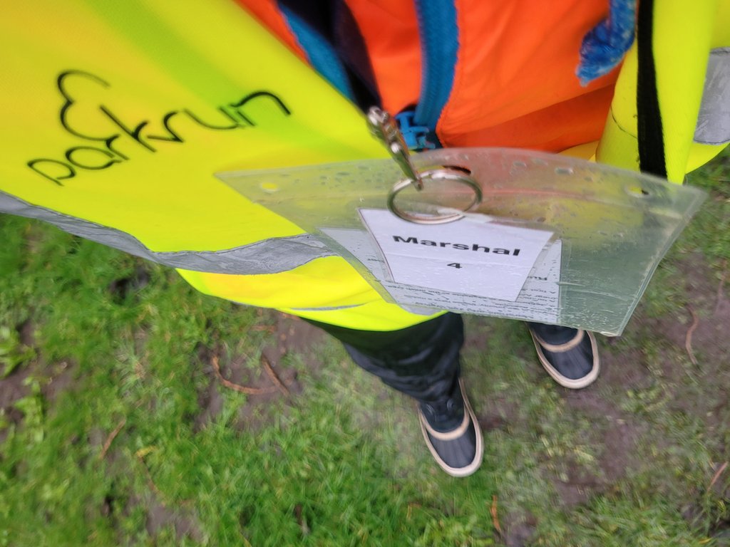 Running2staysa1's tweet image. A very, very wet junior parkrun this morning, where I discovered my waterproof jacket &amp;amp; trousers are no longer waterproof 🤣 still the worns liked it &amp;amp; we had some very happy runners too. #juniorparkrun #highvisheroes #runningintherain