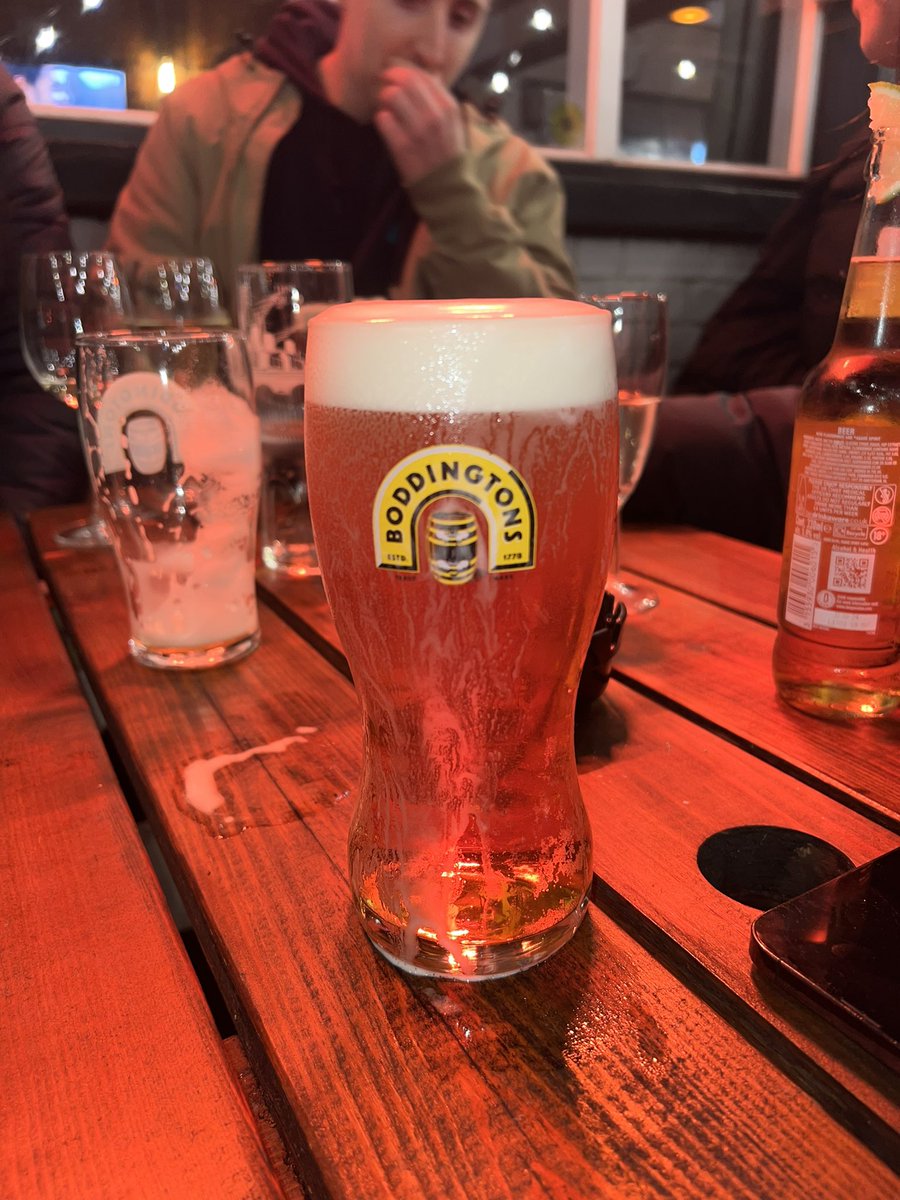 Matt ខនន័រ tweet media