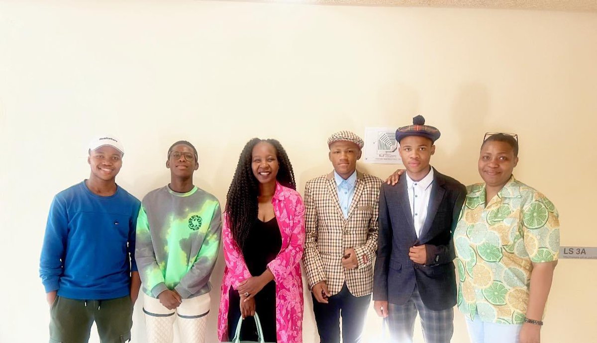 Had a heartwarming and inspiring Saturday with High School students and top matric now first year students at UCT part of the 100UP programme!! #FutureStudents #UniversityOfTheFuture
