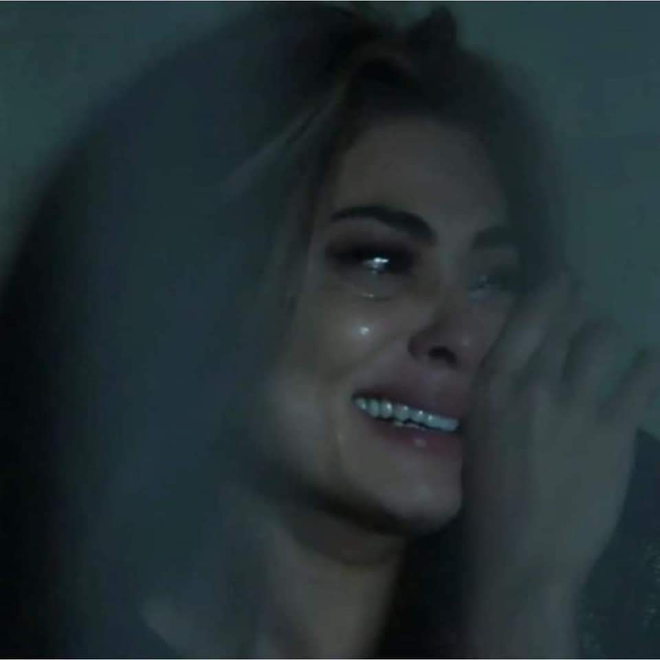 poxasociaofc's tweet photo. Bibi é o retrato de muitas de nós, que chegamos ao ponto de perder nossa dignidade e liberdade por conta de macho. E no final a recompensa é a ingratidão.Que isso sirva de lição, quando pensamos em abandonar nossas vidas e nossa individualidade pra viver os sonhos e as loucuras😌 https://t.co/gzkFbqUTZj