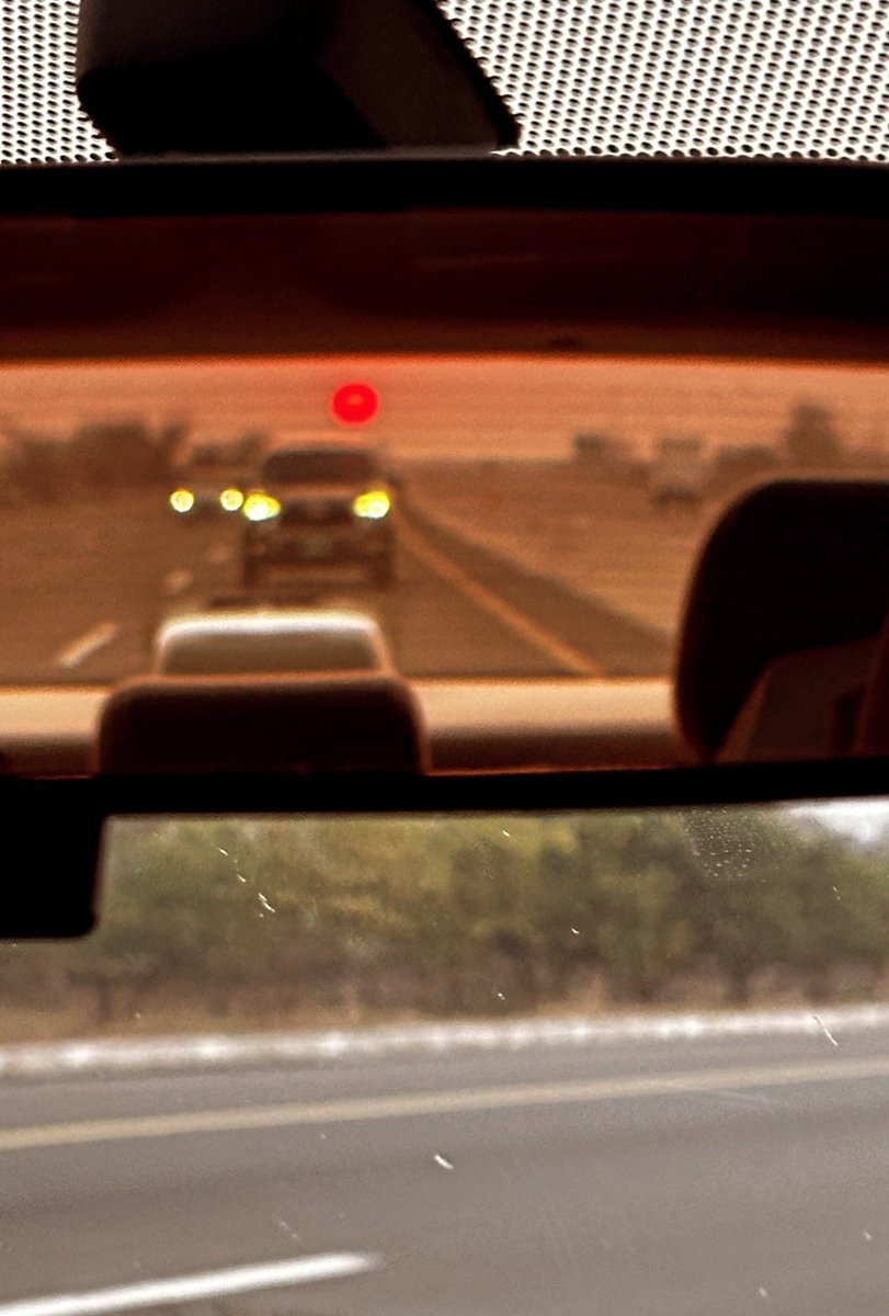 Long drives after a good weekends.
A therapy well needed. 😍 🌇