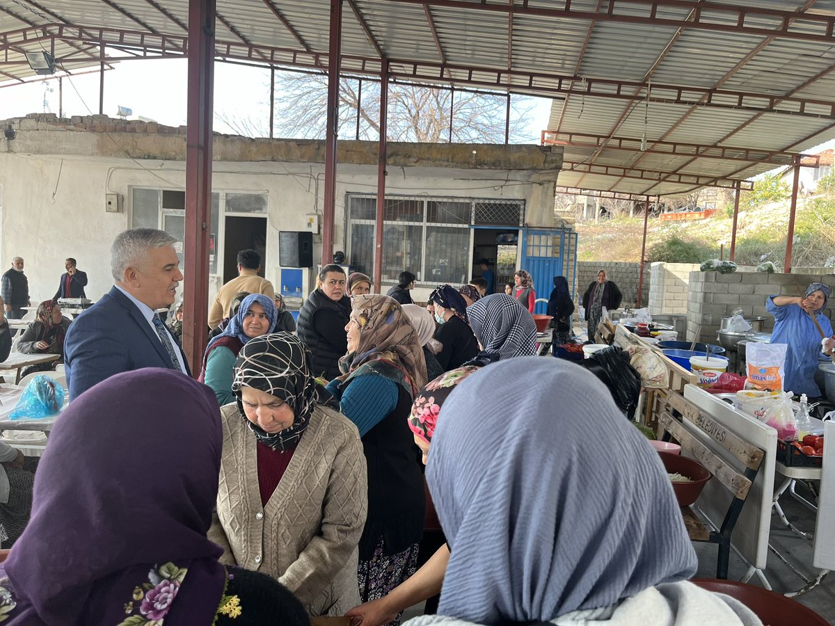 Akçapınar Mahallemizde merhum Bahri Topuz adına okutulan Mevlit-i Şerife katıldık. Allah kabul etsin. Mekanı cennet olsun.