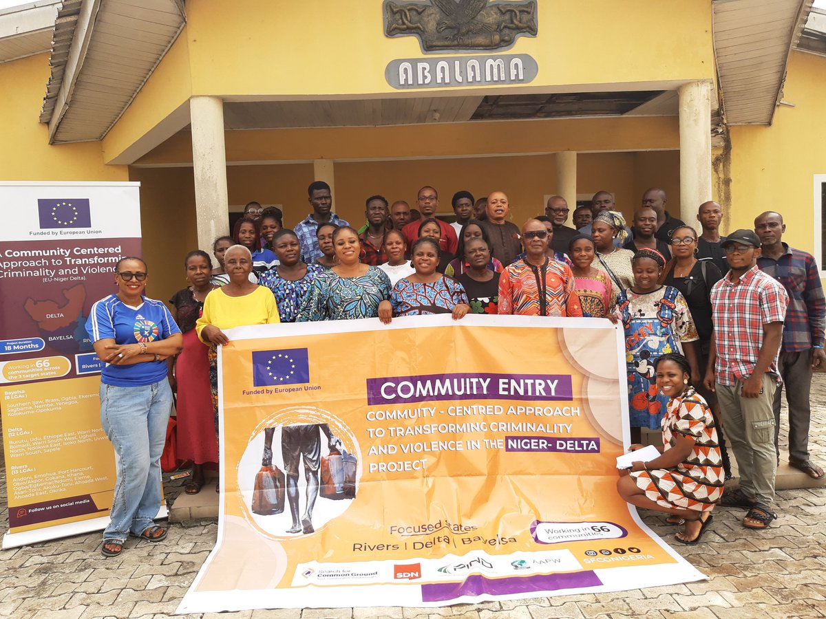amaclare_'s tweet photo. King Chiefs youths & women of Abalama said the message its honey to their ears Combating Criminality and Violence is a common goal we have their full support to journey together on #peacebuilding & #economicchain @PINDFoundation @SFCGNigeria @SDNNigerDelta @AAPeaceworks #sdg16 https://t.co/RPMYJF8K9j