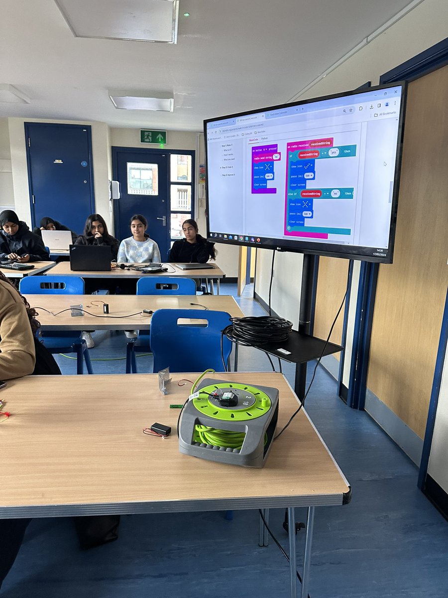 M_Mohsin3008's tweet photo. Fantastic day yesterday, running London Wings 1st #STEM Coding &amp; Robotics Workshop as the Wing STEM Officer. The course concluded in 18 new Crest Awards in @LondonAirCadets. Lots of aspiring engineers and other STEM enthusiasts now looking forward to the next wing STEM event! https://t.co/d7M9byOMOy