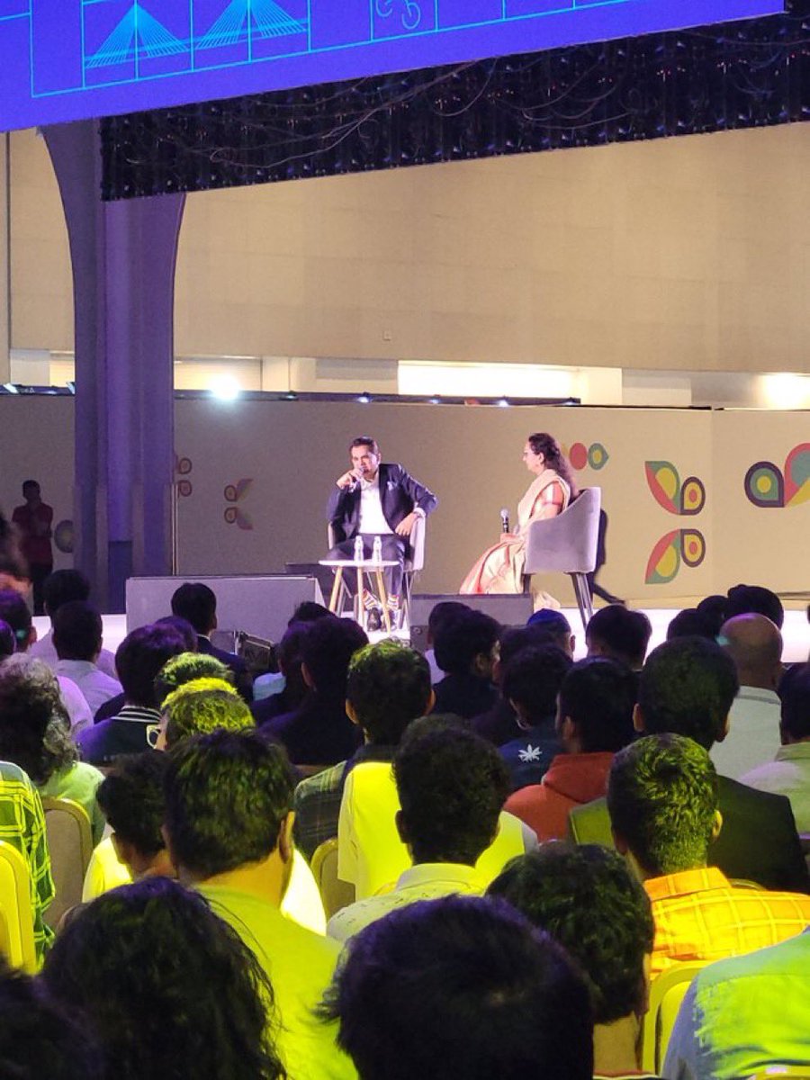 amitabhk87's tweet image. Delighted to speak at the #MumbaiTechWeek and have a Fireside chat  with Renuka Ramnath on India as a global powerhouse of Startups, Deep Tech, AI and Mumbai as a centre of disruption. Glad to see a packed hall of young entrepreneurs. Tremendous energy, enthusiasm and dynamism.