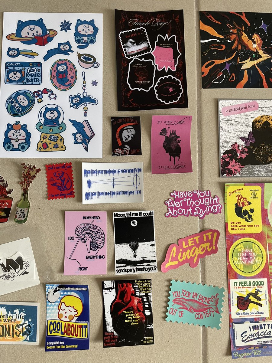 fanni__pack's tweet image. My highlight from Komiket QC was the aya and mitsuki cosplayers (TGSWIIWAGAA)