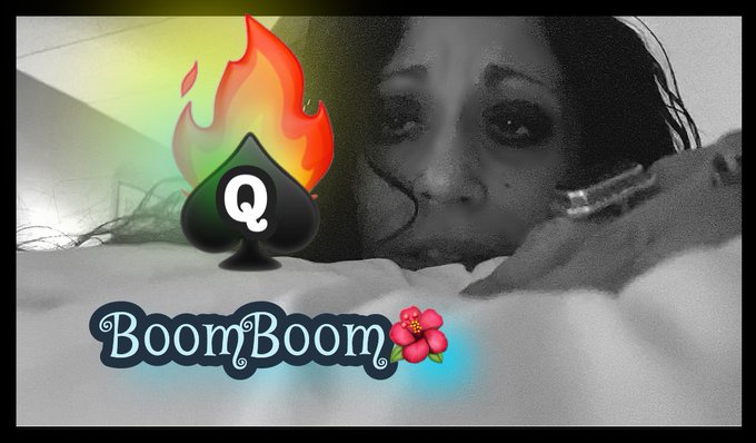 Can you guess what I&rsquo;m doing in this pic !!! 💋🔥&spades;️ https://t.co/1Y5j0ufrYf<a href="/tag/newprofilepic"class="tags"><span>#newprofilepic</span></a>