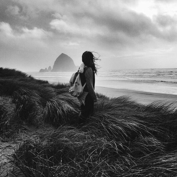 literlandweb1's tweet image. "He tenido un instante de inmensa paz. Quizá esto sea la felicidad".
Virginia Woolf