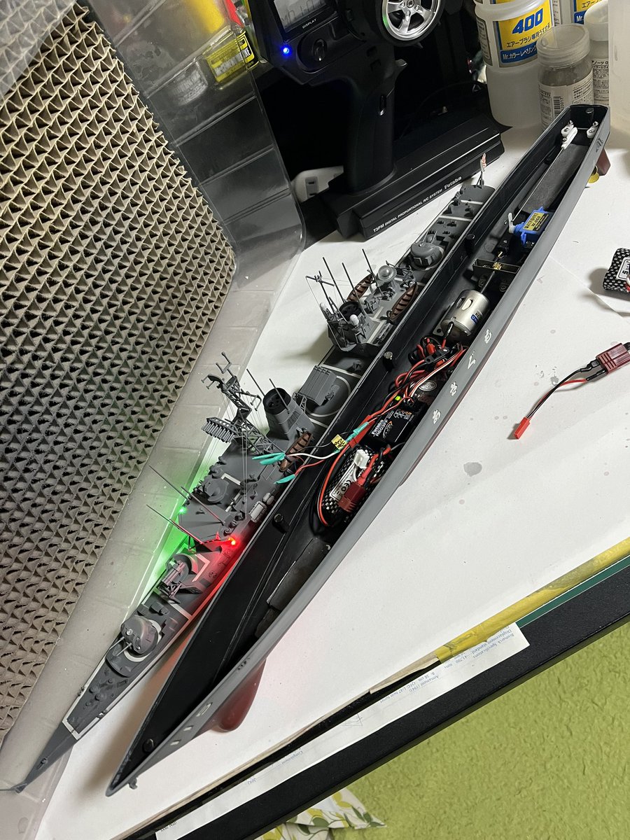 ニチモ護衛艦を大和池に持って行きました、あと数分マーガリンボックスからの浸水に気づかなければ沈黙の艦隊になるところでした。