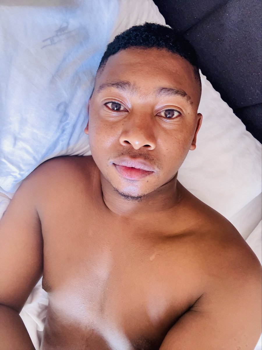 stevy_Gy's tweet photo. Lazy Sunday https://t.co/E21840lZFY