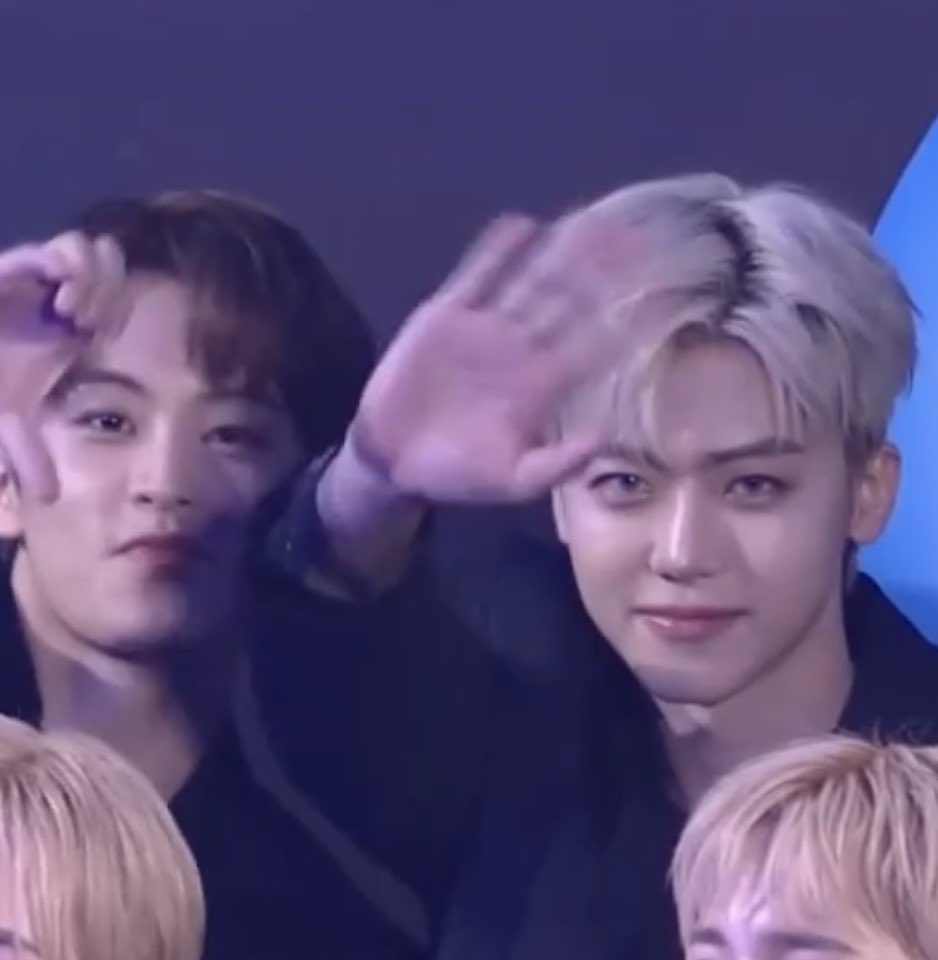 ไอเหี้ยยยย หน่วยงานไหนก็ได้เข้าช่วยเหลือกูโดยด่วนพี่แจมินหล่อกินคนมากกุจะตาย ㅜㅜㅜㅜㅜㅜ