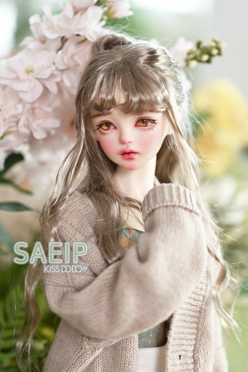 작년 7월부터 거의 완성되어 있었던 새잎이 주문시작이 얼마 안남았어요.
이번엔 유독 많은 분의 도움을 받아서, 여느 때보다 다양한 이미지를 볼 수 있었습니다.
더 많은 분들 손에서 각양각색 예쁜 모습으로 꾸며지는 모습을 보고 싶단 욕심이 생기네요.
25일 프젝에도 새잎이 만나러 들러주세요.😊