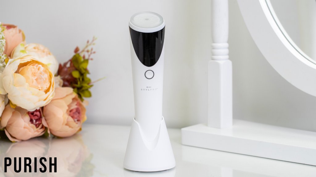 StylPro_UK's tweet image. Looking for the perfect LED device for you? Look no further! Our Pure Red LED Facial Device is currently 10% off from Purish 🇩🇪

Available here: l8r.it/rDiR

#stylpro #purish #redled #ledskincare #sale