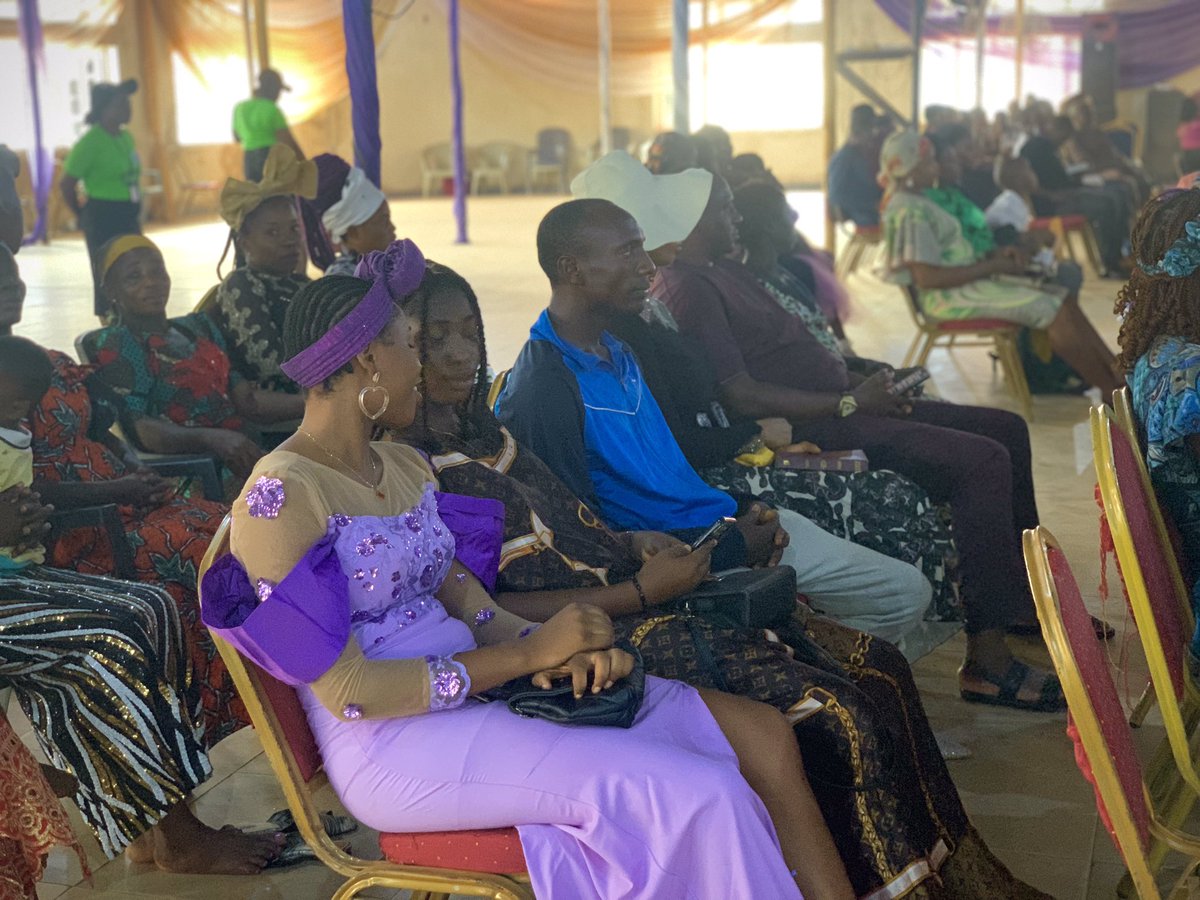 MummyIbeh's tweet photo. •Preaching :Pastor Barr Amaka
•Context: Four things that will make you a living project, that makes you faithful before your maker.
◦Cry unto God not unto man.
◦Learn how to sing praises to God•
||In this year 2024 let’s us all rejoice in
Zion ||
#service
#divinecall https://t.co/FEoxQ54Vov