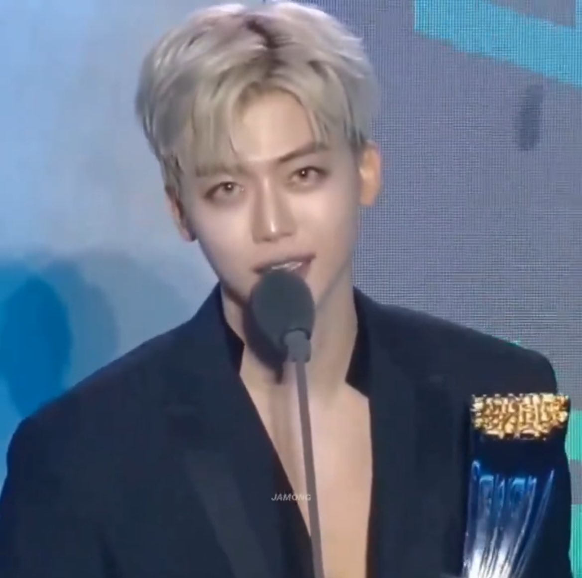 รางวัลปะปี๊แห่งปี ยืนยันโดยน้ำตากุ