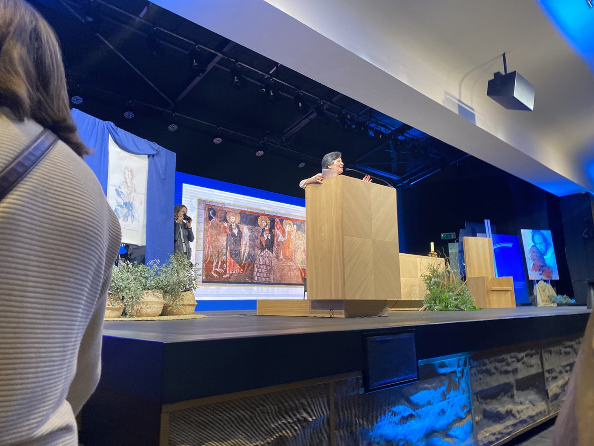 prensaCEE's tweet photo. Dolores García Pi ha cerrado #EPA24 #PrimerAnuncio #Laicos @laicos_ensalida
🗣️Este Encuentro no llega a su fin porque hemos tomado la decisión de tomar un camino con la fuerza que nos da Jesús para seguir adelante "inventando los acordes aún no inventados". https://t.co/I1ThP001tY