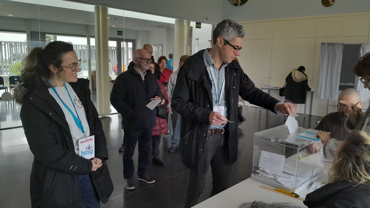 Xa votamos!!
Para facer historia en #Ferrol e en Galiza
Con moita ilusión, forza e adiante💪