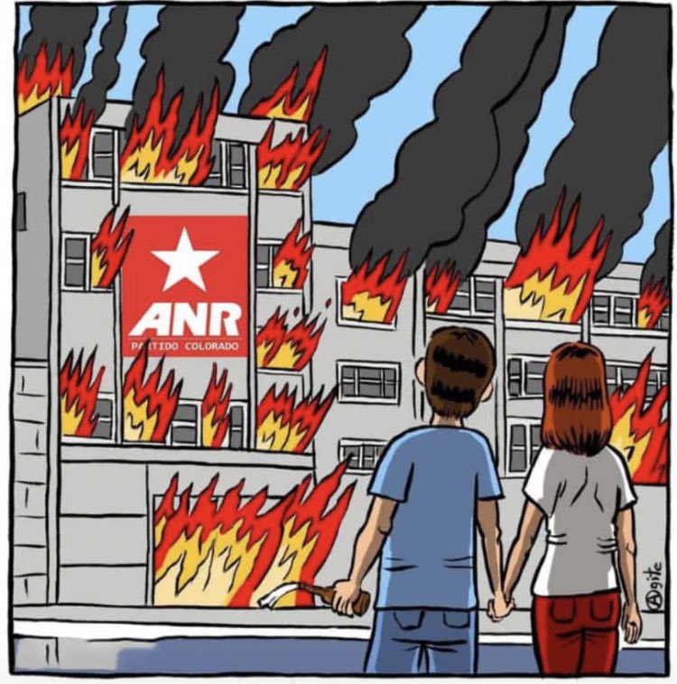 - Anoche Soñe con vos😴
- Y que soñaste?
-No se ,no me acuerdo bien