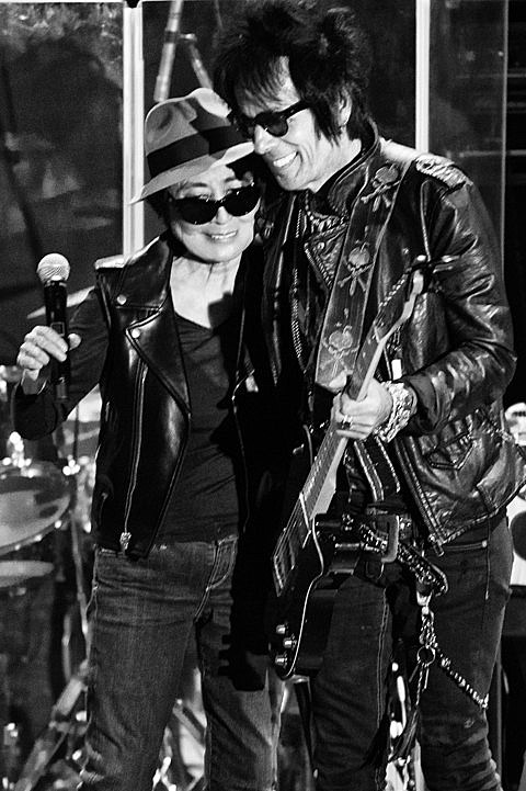 Earl Slick (Official) (@real_earl_slick) on Twitter photo Happy Birthday <a href="/yokoono/">Yoko Ono</a>! Happy Birthday <a href="/yokoono/">Yoko Ono</a>!