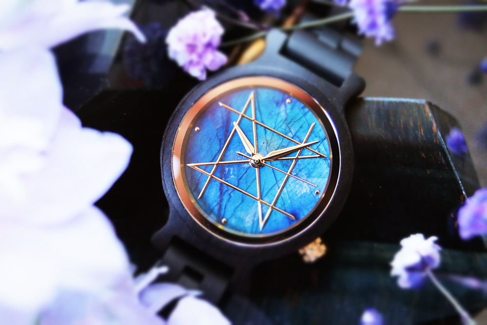 シリアルナンバー入り】NOZ 腕時計 ハウライト クォーツモデル 長い