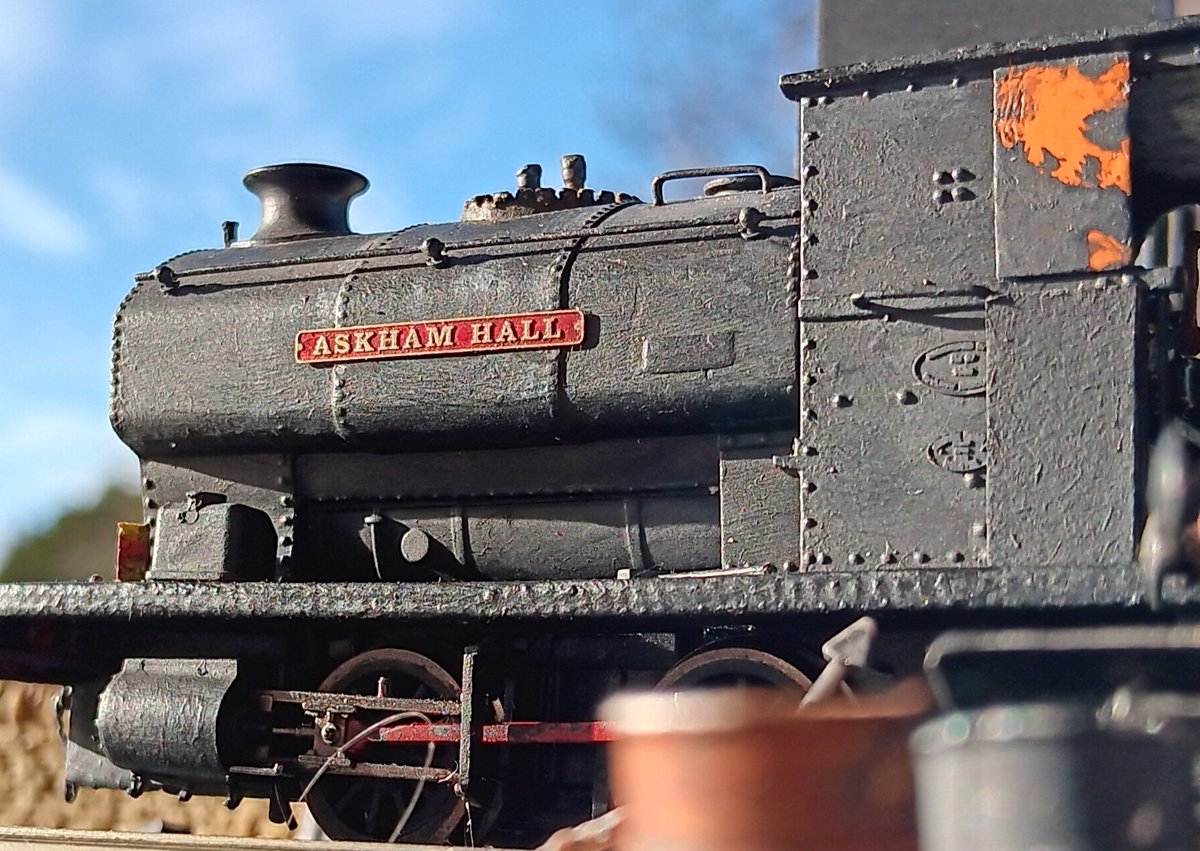 askhamhall1772's tweet image. I can just about call my Askham Hall complete in its condition it was in 1971 at Whitehaven harbour.

It&apos;s a modified @RailwayM Avonside SS3 with LRS Custom Nameplate Studio plates

Here it&apos;s pictured by my Whitehaven Harbour tower