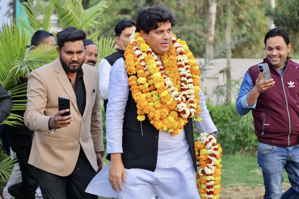 ShayarImran's tweet photo. कल प्रतापगढ़ पँहुच रही भारत जोड़ो न्याय यात्रा के लिये जगह जगह जनसम्पर्क। https://t.co/WLnWXjjVGH