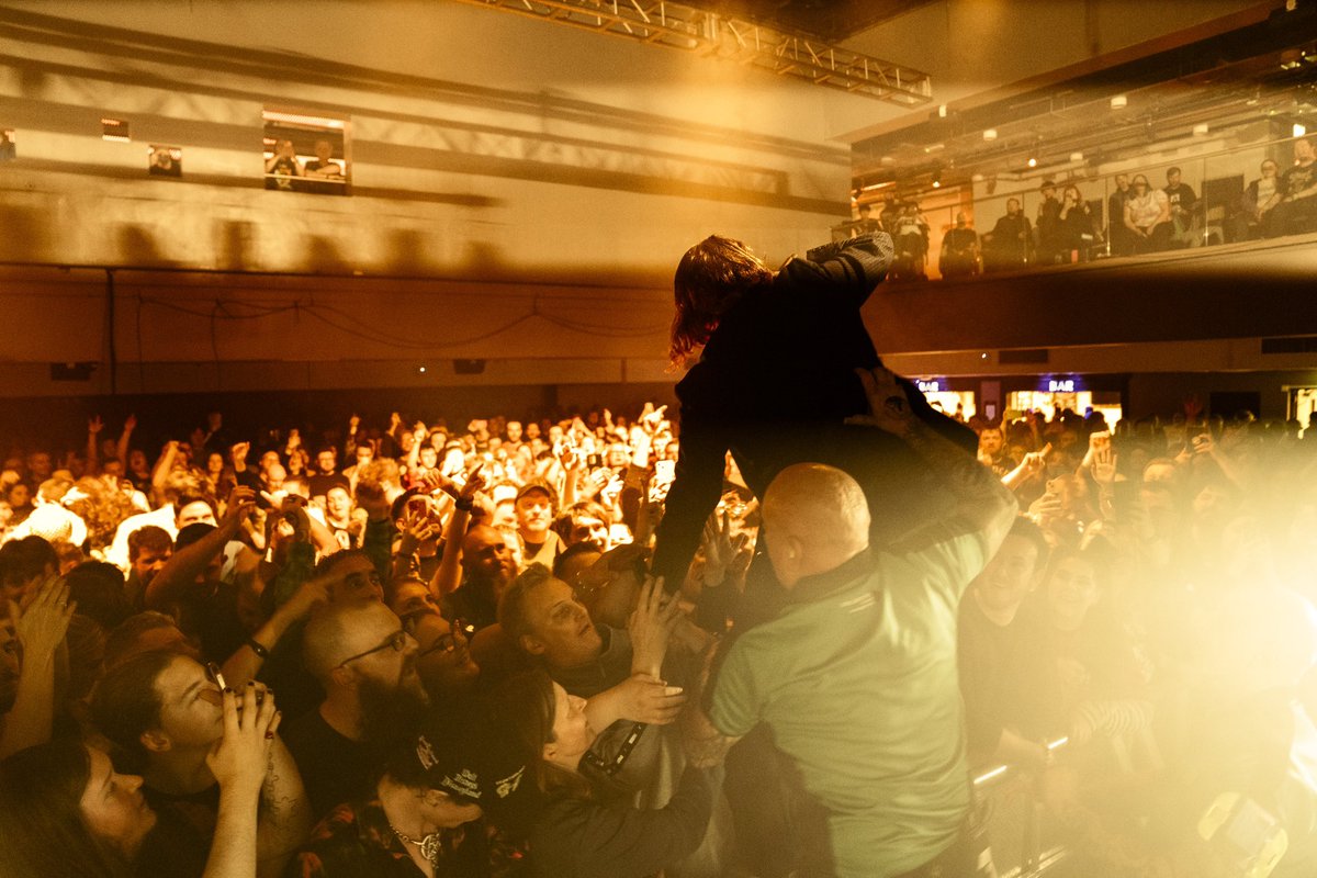 therattlesnakes's tweet photo. Cardiff &amp; Bristol, we didn’t forget you - we just needed a minute to get over those first ever Dark Rainbow shows. A gallery of Cardiff. https://t.co/65dOP4Tj4K