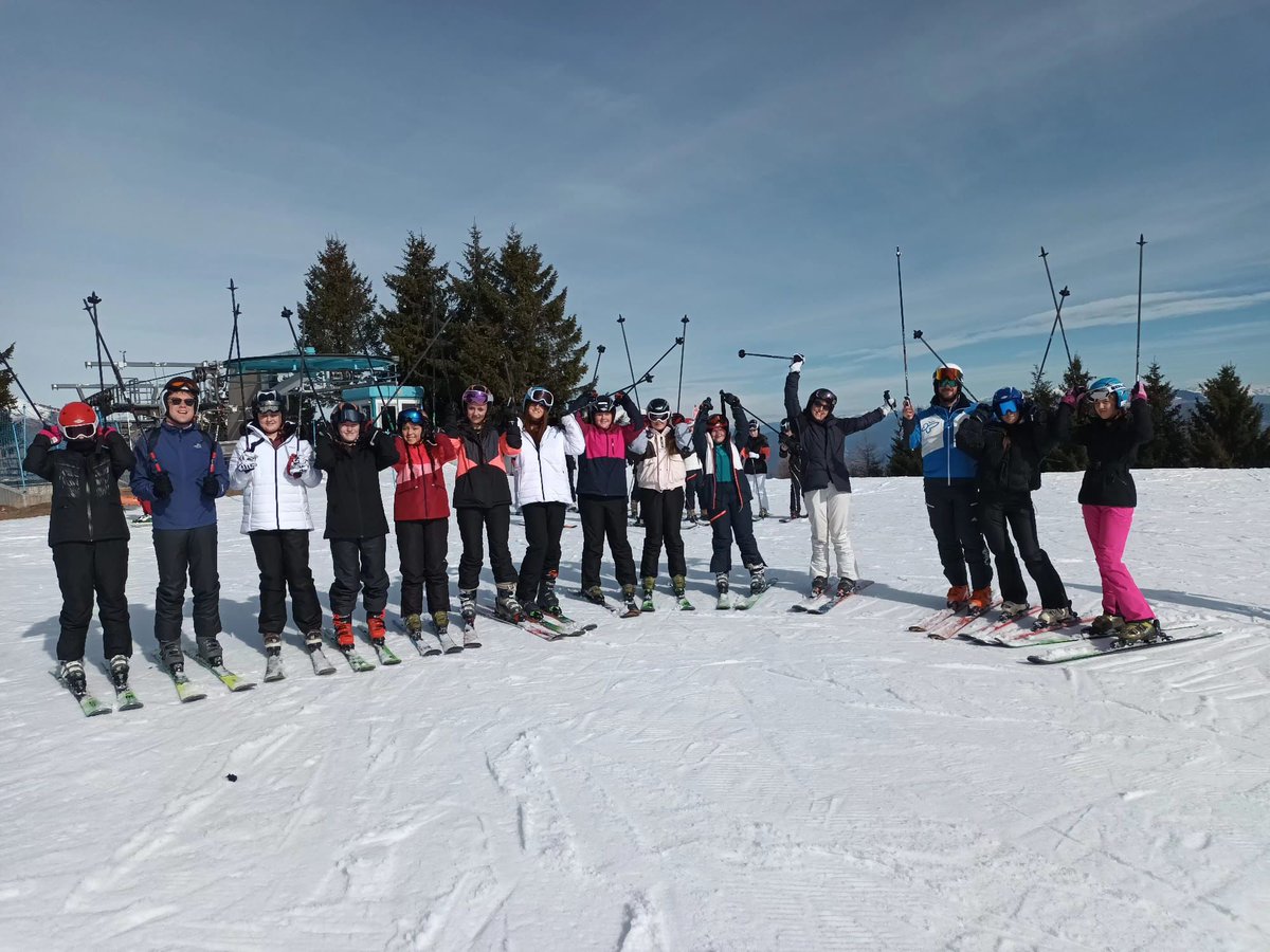 A fantastic week of skiing in Italy was had by 2nd Years & their teachers. Students engaged in learning a new sporting skill & enjoyed some Italian culture over 7 days ⛷️🇮🇹🍕🍝 @lecheiletrust1