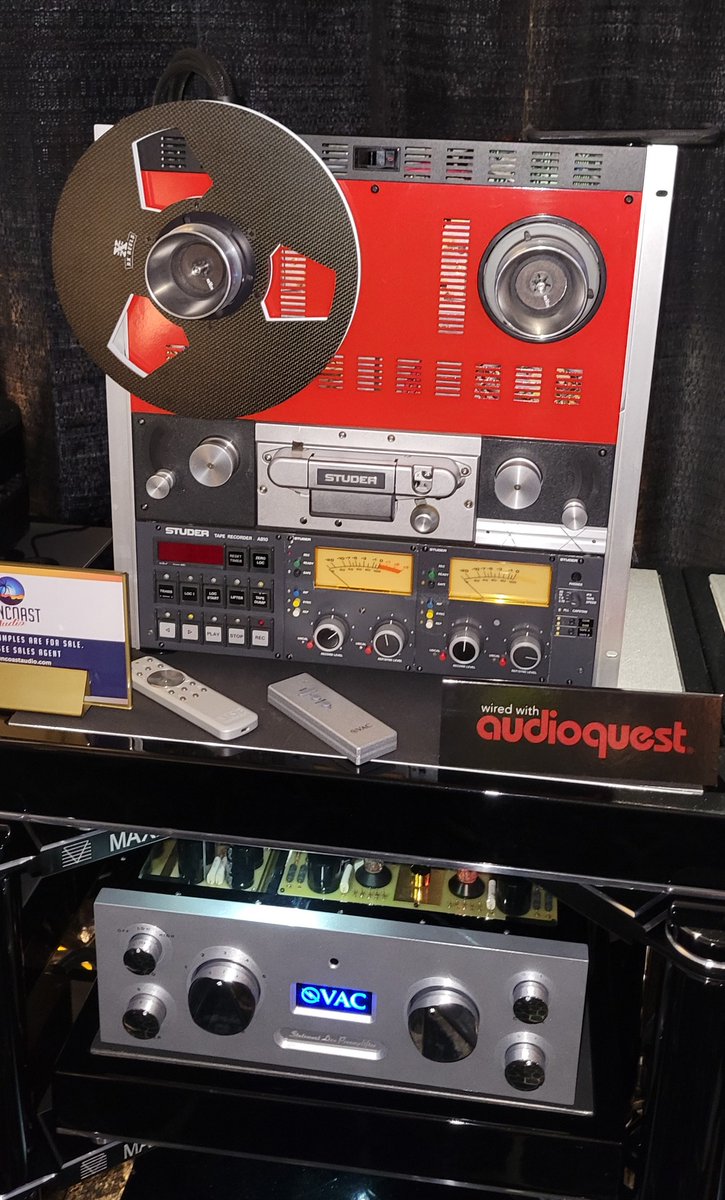 enjoythemusic's tweet photo. Sunday FUNday here at the Florida International Audio Expo.

#FloridaInternationalAudioExpo #FIAE #EnjoyTheMusic https://t.co/qUPhXyKW1h