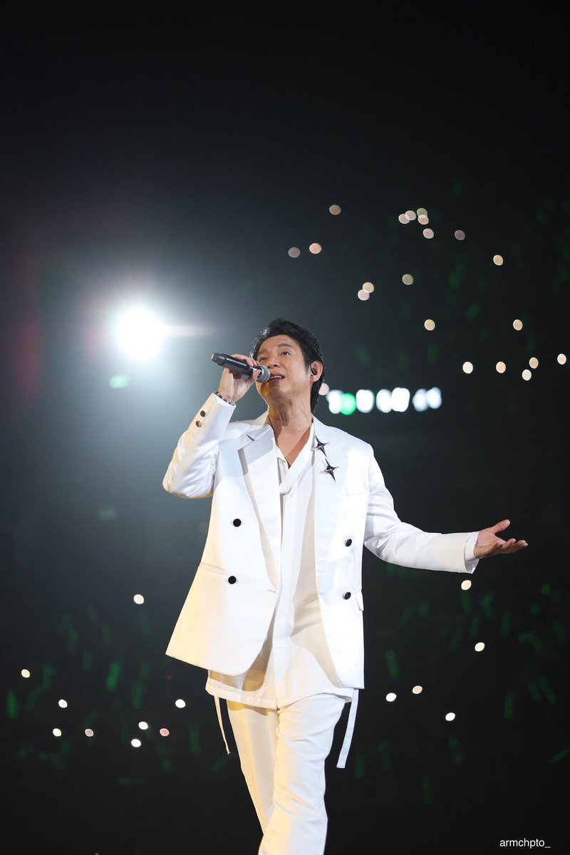 armchzzz1's tweet photo. เอารูปมาฝาก เต้นมั���จนขาปวด
 #RSMEETINGCONCERT2024 #RSMUSIC https://t.co/LbbZRtMgRw