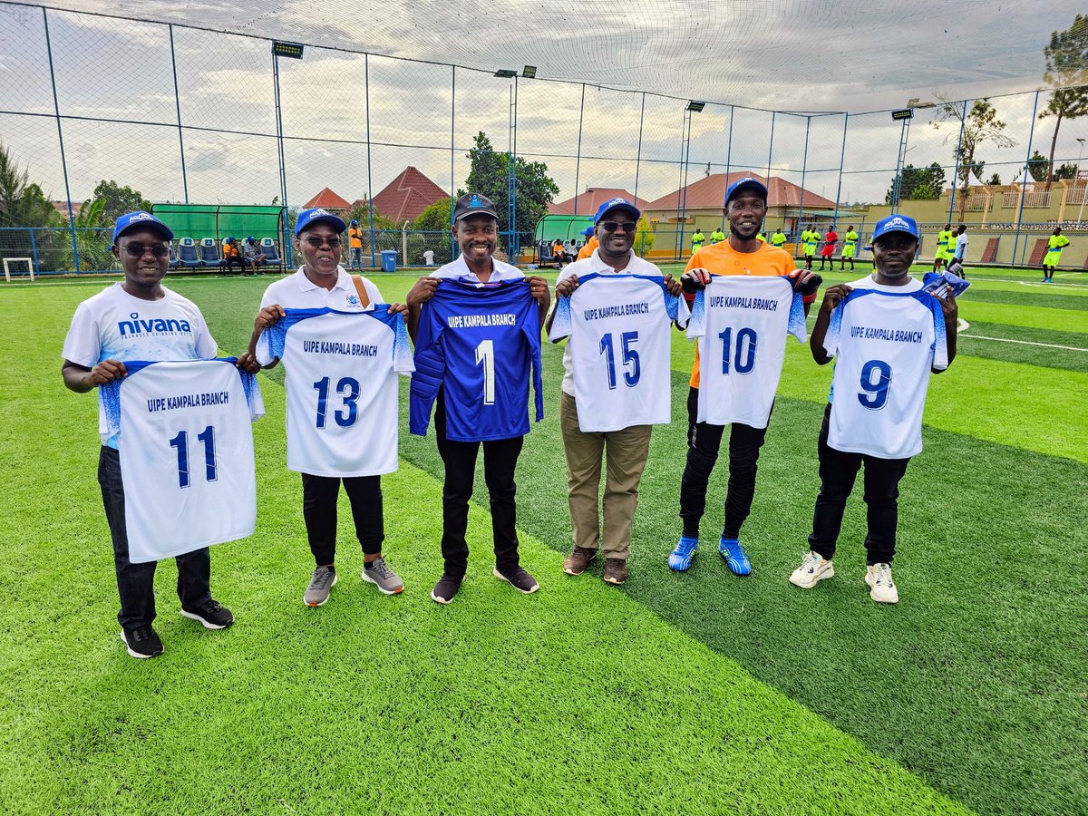 #yesterday the UIPE President <a href="/EngAMuhwezi/">Eng.Andrew Muhwezi</a> together with UIPE Presidential candidates @EngBoscolepiLepi &amp; <a href="/NsiimireAnnet/">Eng. Nsiimire Annet</a> were in Mbarara to officiate the Kickoff of “Sustainability &amp; Greening Programme” jointly organized by UIPE Mbarara &amp; <a href="/UIPEKlaBranch/">UIPE Kampala Branch</a> 
#Thread
#UIPEUpdates  1/1