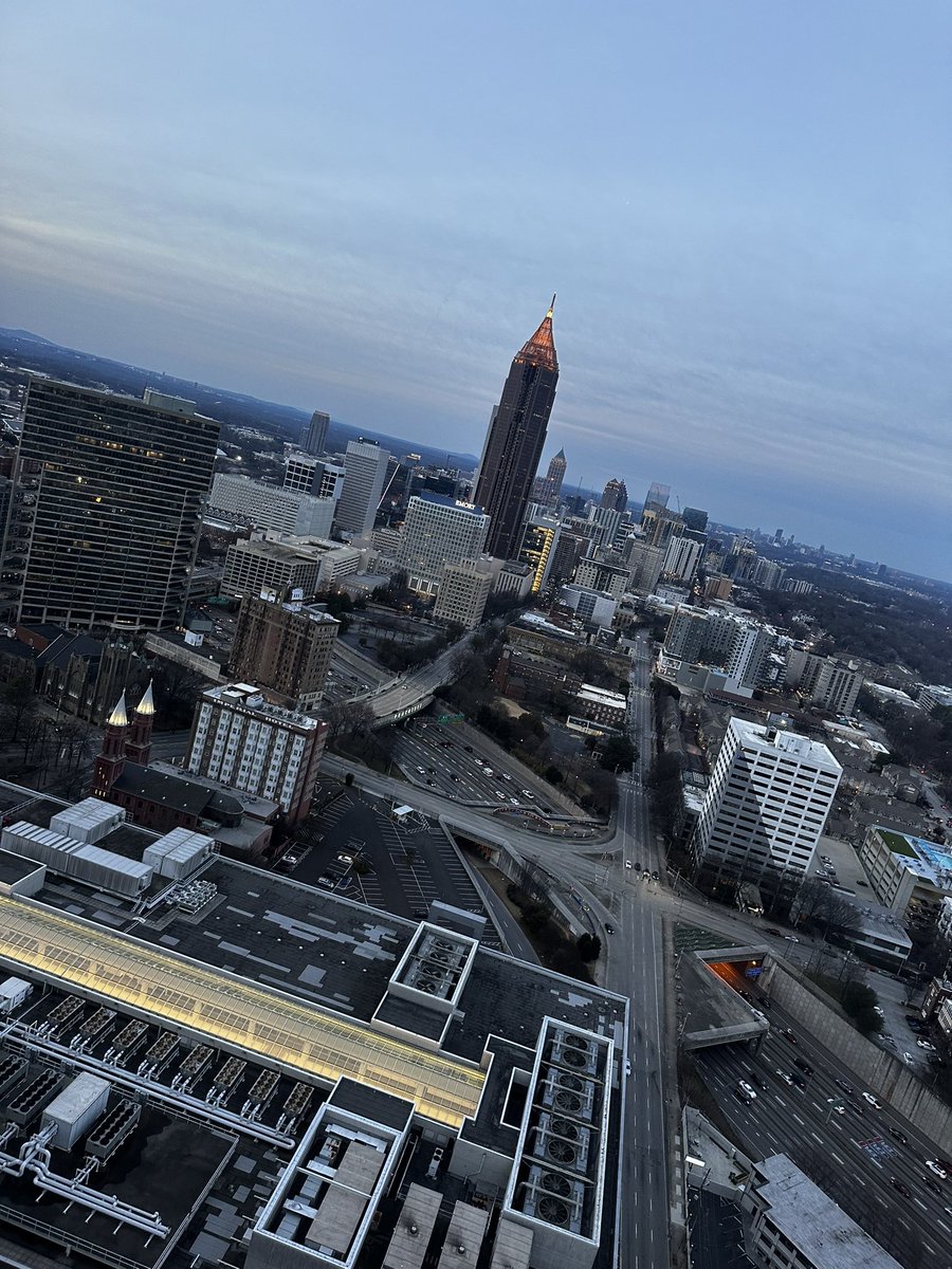 Demerius ⚡️ tweet media