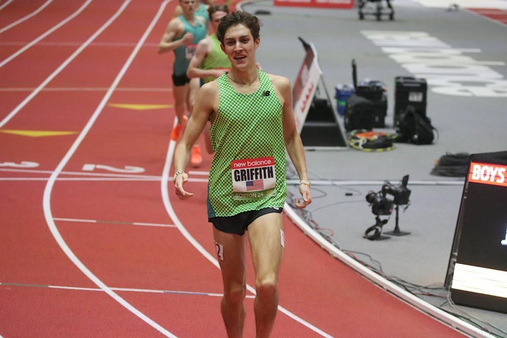 Notre Dame Recruit Drew Griffith Runs Fastest Indoor High School 2-Mile At Alex Wilson Invitational

@dyestat 📰 buff.ly/48ng44Y
