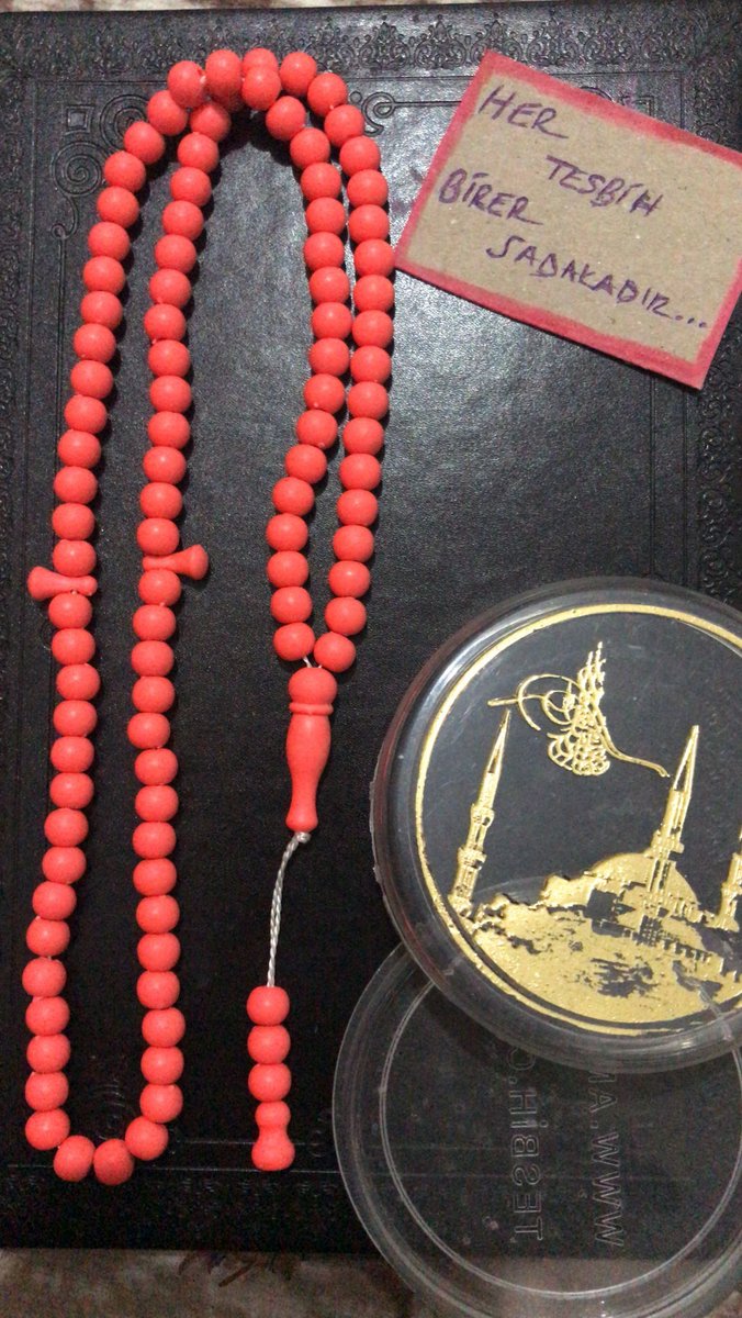 Hayırlı akşamlar dostlar 99 luk kokulu namaz tesbihi siparis alinir efenim 🌹🌹🤲🏻