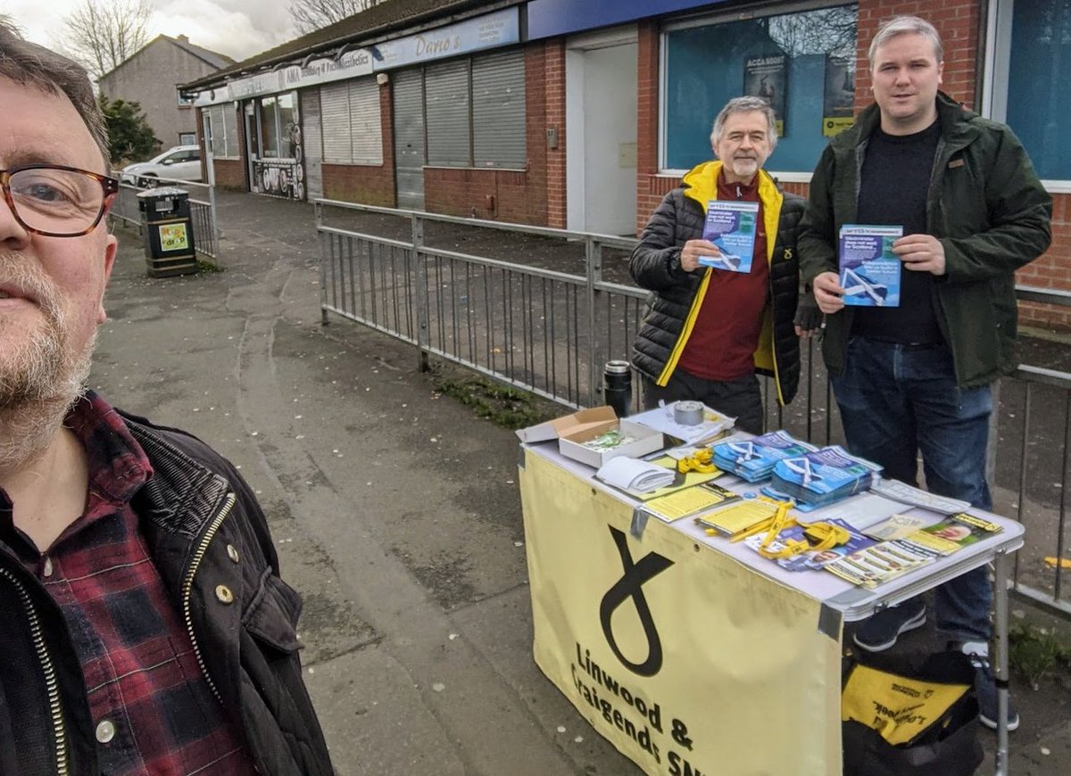 LinwoodAndCSNP's tweet image. Stall out in Linwood today with @JacquelinecSNP &amp;amp; @ThomascArthur as part of @TheSNP weekend of action #ActiveSNP #GE24