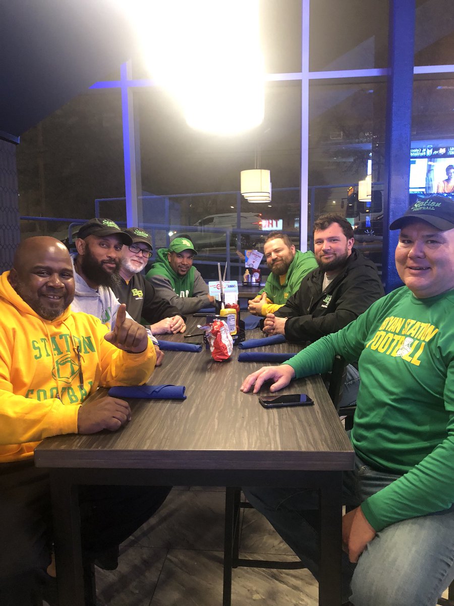 Thank you <a href="/KYCoachesClinic/">Commonwealth Coaches Clinic</a> for putting on another great clinic. Great speakers, great fellowship. I really enjoyed my time with our <a href="/BSHSfootball_/">Bryan Station High School Football</a> staff