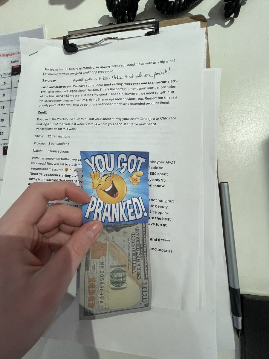 avasophmorec's tweet photo. I got pranked! https://t.co/opjzkubs61