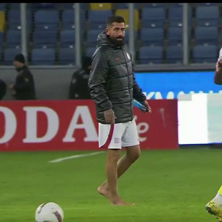 Berkanım gel azcık da sen bas tüm negatif enerjini alır götürür allahıma