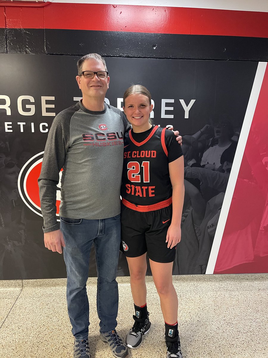 BergmanHoops's tweet photo. Watched @toripeschel play her last regular season home game for SCSU. Needless to say she got a few rebounds! #SCGBB https://t.co/xoJoDmXBTW
