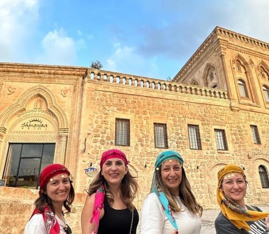 Gittiğiniz yer ile bağ kurmak istiyorsanız #rehbersizturolmaz 
<a href="/RTErdogan/">Recep Tayyip Erdoğan</a> <a href="/TCKulturTurizm/">T.C. Kültür ve Turizm Bakanlığı</a> <a href="/MehmetNuriErsoy/">Mehmet Nuri Ersoy</a> <a href="/HuseyinYayman/">Hüseyin Yayman🇹🇷</a> <a href="/TBMMresmi/">TBMM</a>