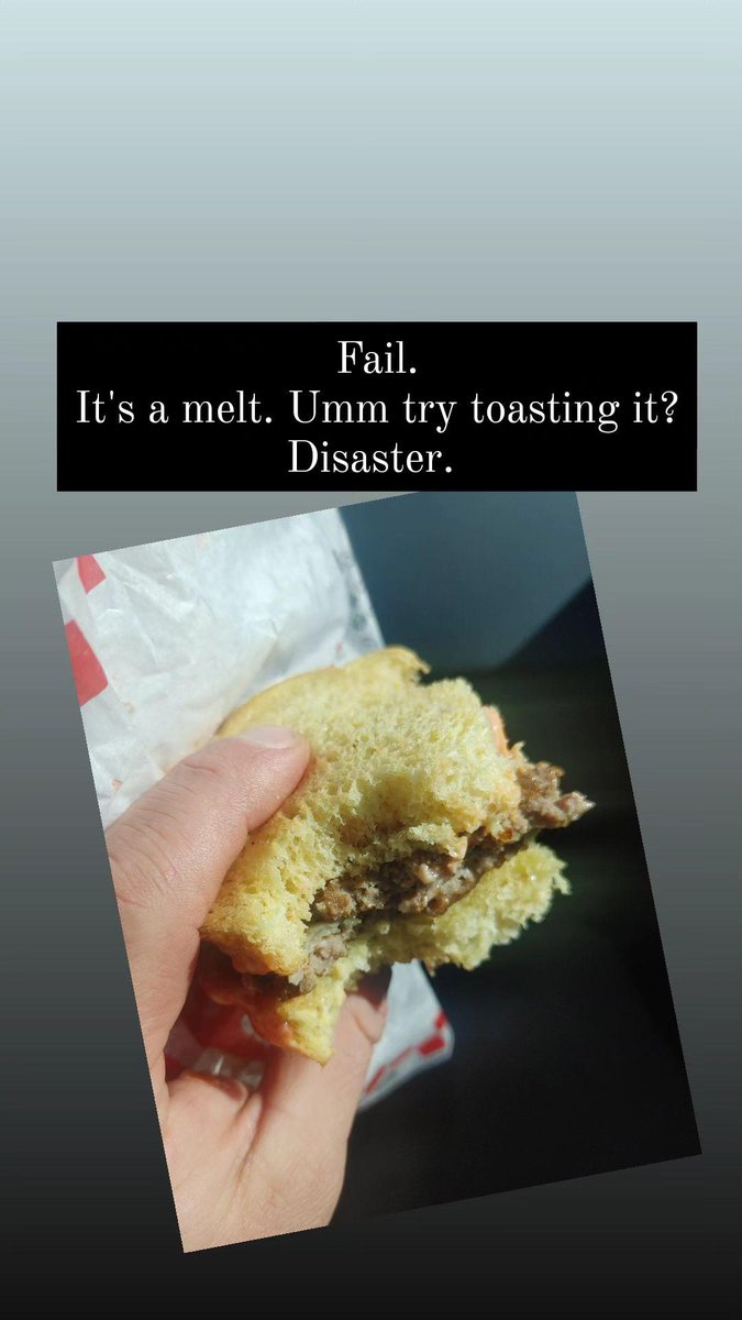 AlbeeeTapes's tweet photo. @CheckersRallys Kinsman road location in Ohio. Wtf... https://t.co/9tl1Lim2Sq
