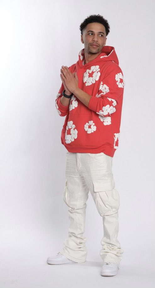 I’m really out here being humble!! #HUSTLE