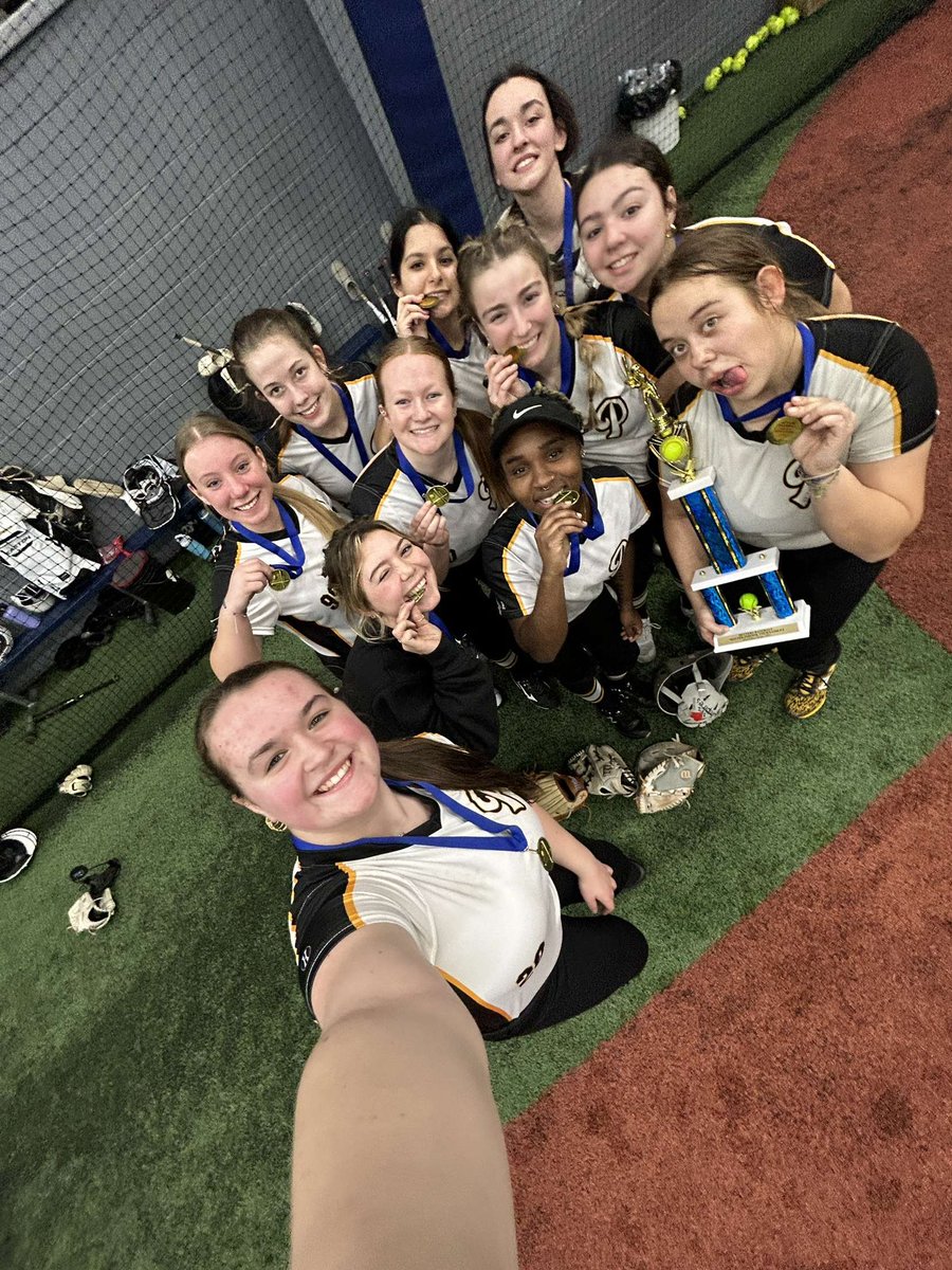 finleykoziol's tweet photo. CHAMPS!🏆 We played a fun, competitive game in the championship against our 16u team. Great way to close out our winter tourneys. We ended  with a 17-3-2 record for our fall/winter season. High school season up next! @PumaAcademy_ https://t.co/VMotRNwhsW