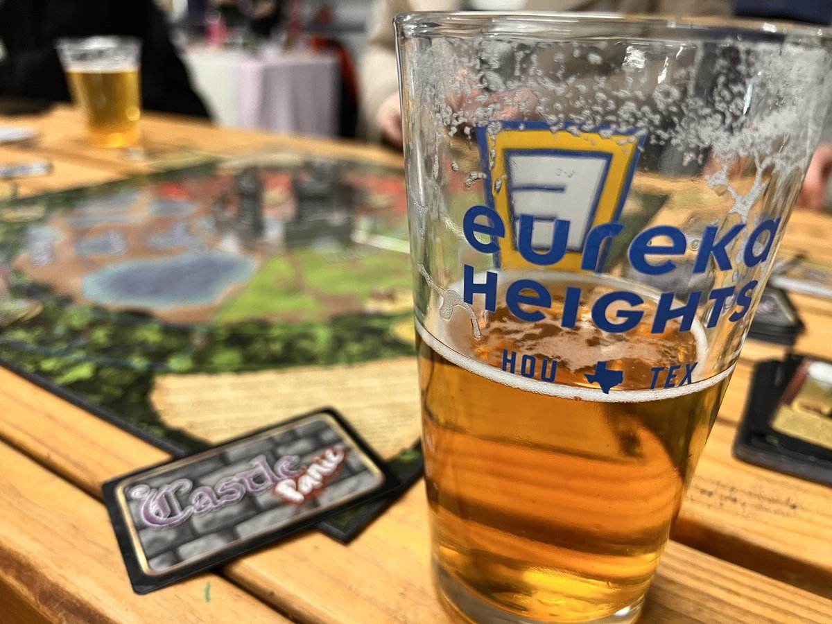Beautiful day to bring some board games to the taproom. Beer is known to help slay ogres. Los Tacos de Don Chava is slinging the tacos until 8pm.