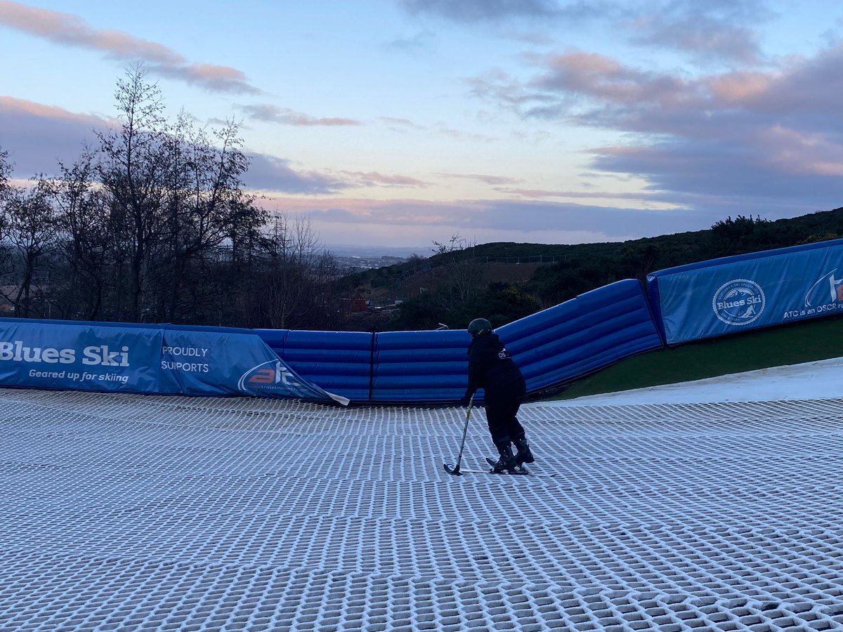 Lauren Henderson π (@lhendersonot) on Twitter photo Lovely afternoon teaching at Midlothian snowsport centre with <a href="/dsuksnowsport/">Disability Snowsport UK (DSUK)</a>. #AdaptiveSkiInstructor Lovely afternoon teaching at Midlothian snowsport centre with <a href="/dsuksnowsport/">Disability Snowsport UK (DSUK)</a>. #AdaptiveSkiInstructor