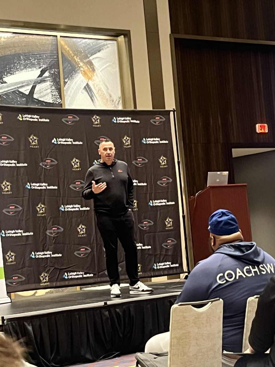 Coach AJ Passaro tweet media