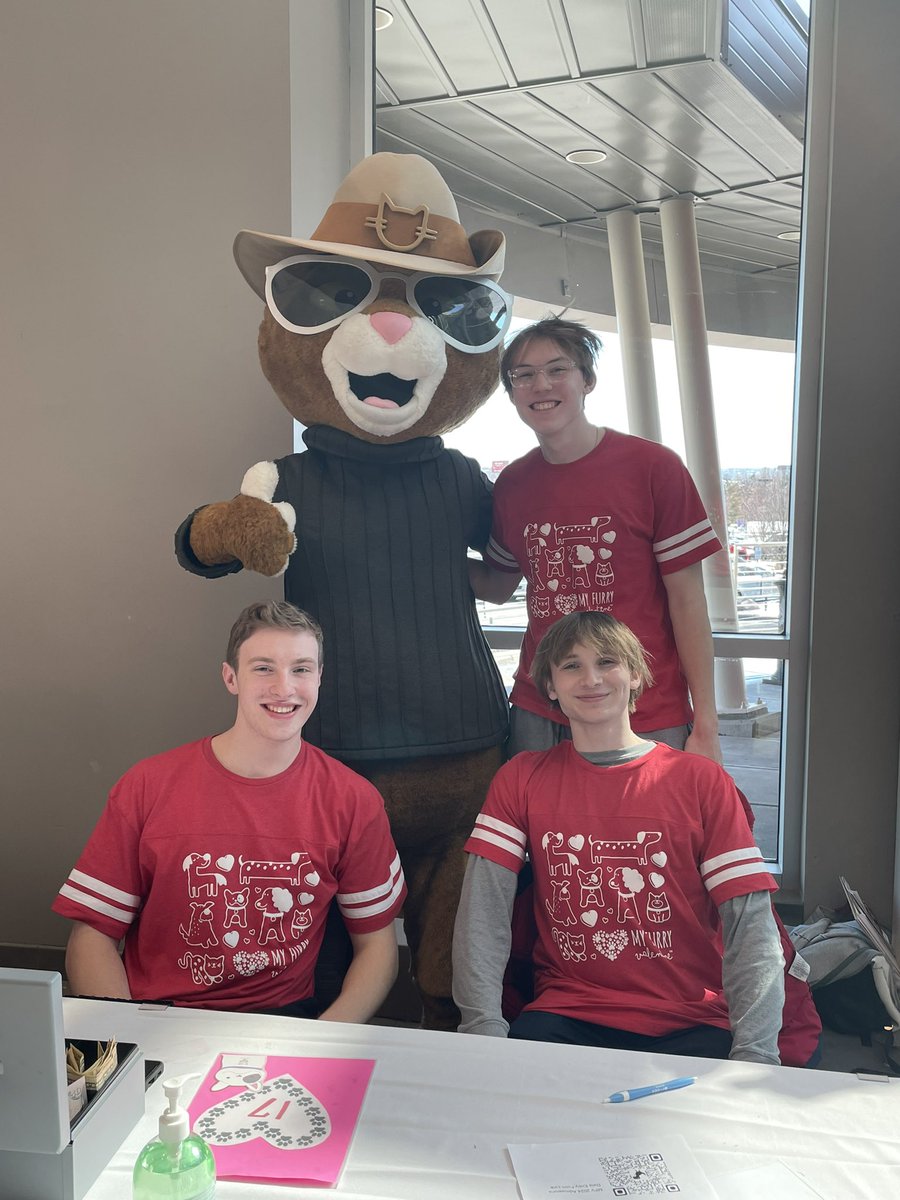 DebbieGerstner's tweet image. Hawks supporting My Furry Valentine mega pet adoption event!  @EAST_HAWKS @Lakota_EastNHS