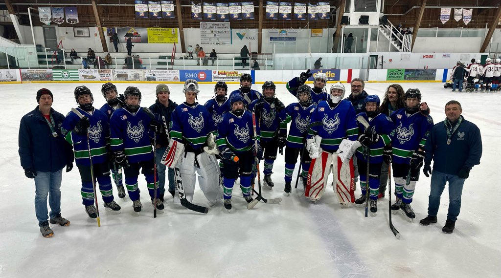 And silver it is for the <a href="/U18WarriorsC/">U18 Warriors 23/24</a> in Marystown. Congratulations Southern Shore. Thanks for hosting <a href="/MarystownMinor/">Marystown Minor Hockey Association</a> @PmhaWarriors Safe travels Home.
