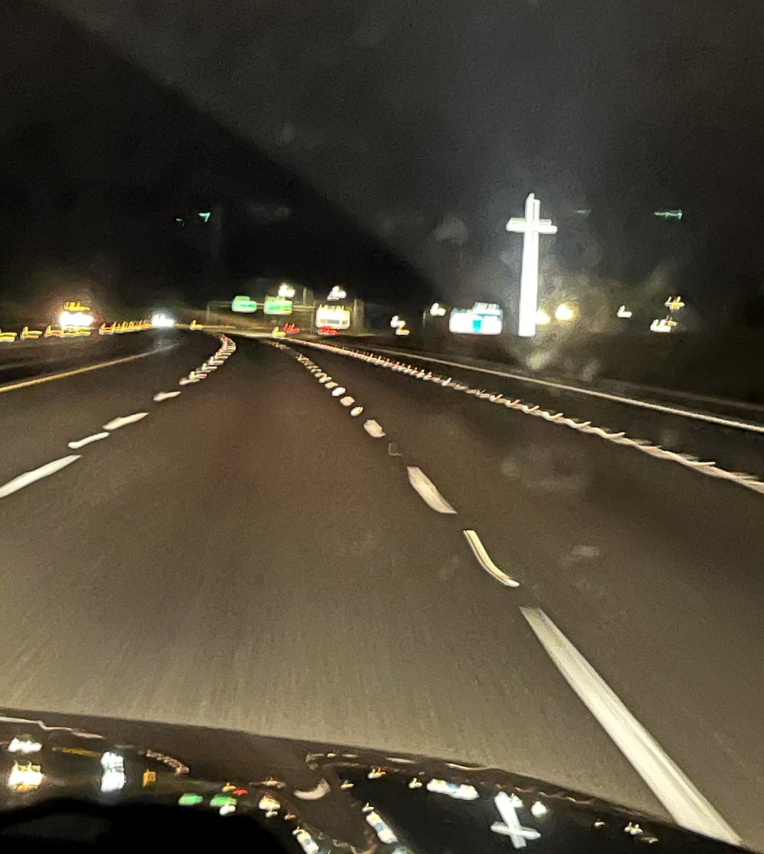 Started yesterday morning with an early breakfast in Huntsville and managed to reach Birmingham just in time to catch my favorite sight before the sun came up!